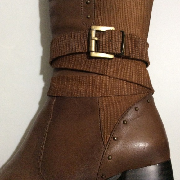 JBloom tall smooth and textured leather boots - Picture 9 of 16